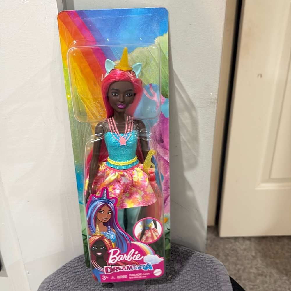 Dreamtopia Barbie Doll -NIB